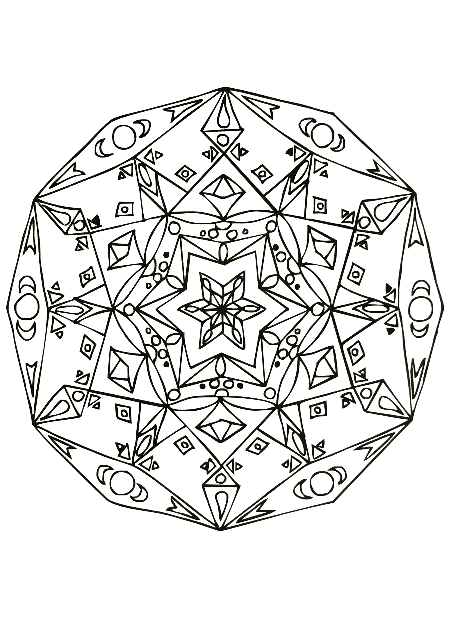 A Mandala quite difficult to color, perfect if you like to color small areas, and if you like various details.